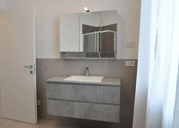 Medea Apartment *